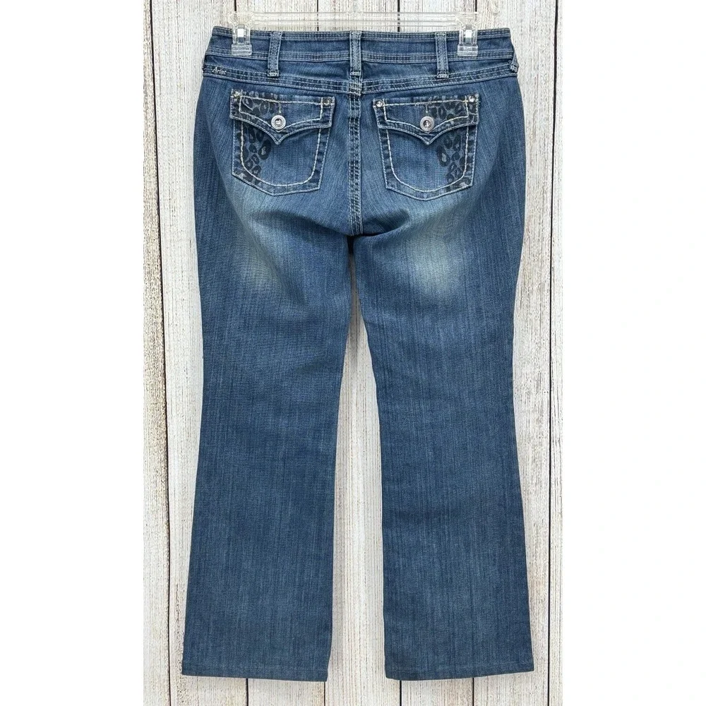 Ariat Ruby‎ Jeans Size 30R Bootcut Blue Denim Leopard Print Low Rise Western